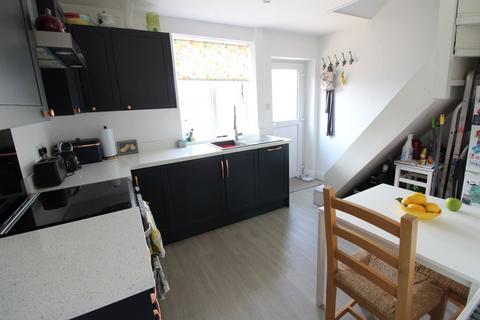 2 bedroom terraced house for sale, Manywells Crescent, Cullingworth, Bradford, BD13