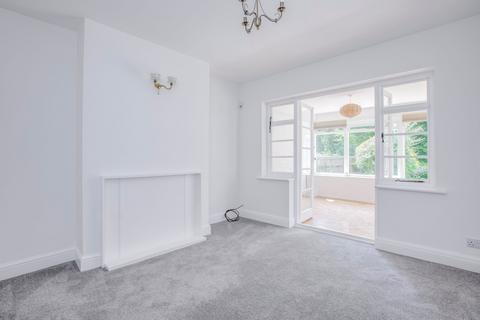 Round Corners Hedsor Road, Bourne End, SL8 5DH