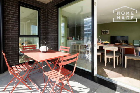 3 bedroom flat to rent, Momento, UB3