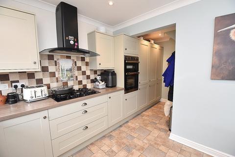 4 Blackberry Close, Shepton Mallet, BA4 4EJ