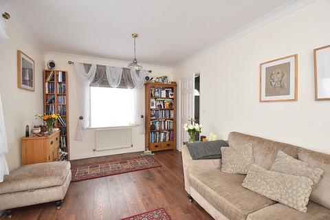4 Blackberry Close, Shepton Mallet, BA4 4EJ
