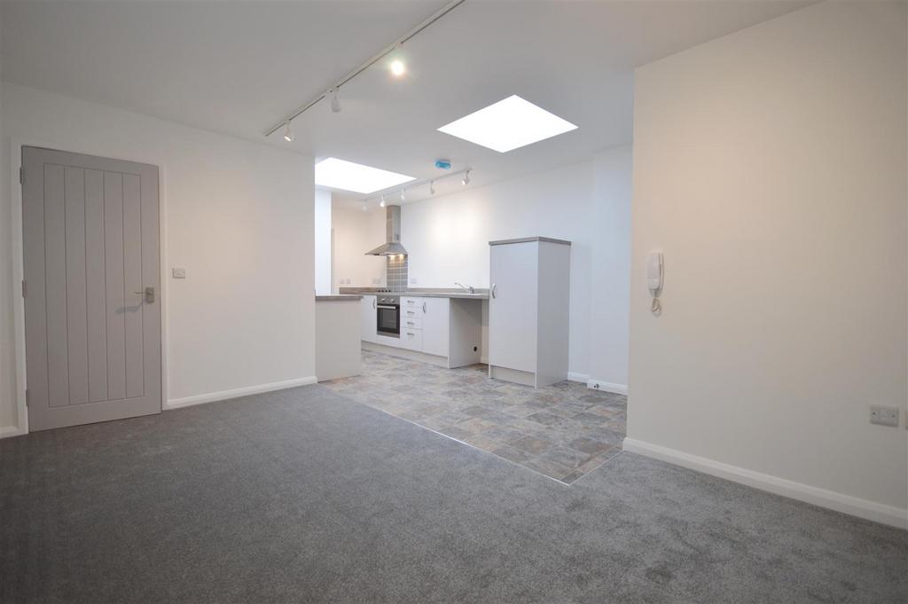Lounge kitchen