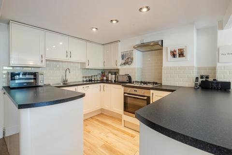 12 Ford, Dartmouth, TQ6 9DT