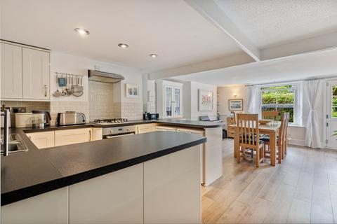 12 Ford, Dartmouth, TQ6 9DT