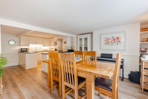 12 Ford, Dartmouth, TQ6 9DT