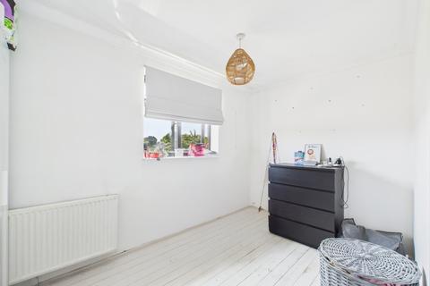 81 Wyngates, Leighton Buzzard, LU7 2LD