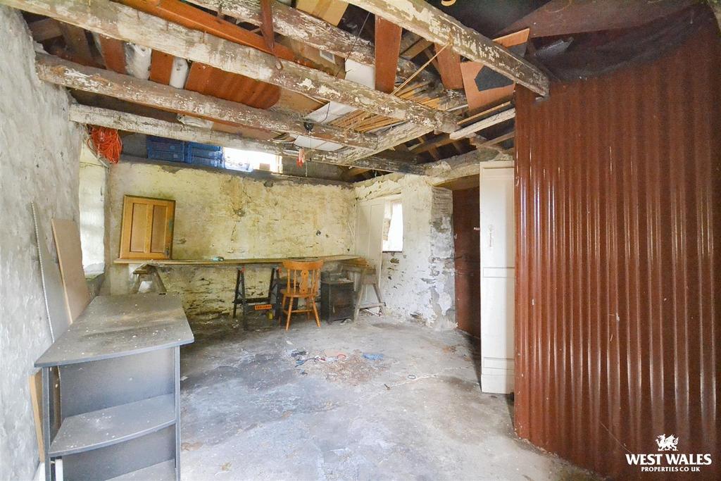 Outbuilding Internal