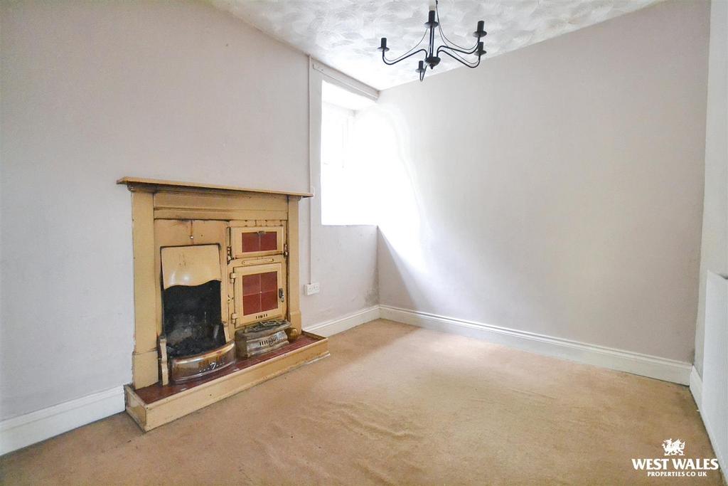 Reception Room (2)