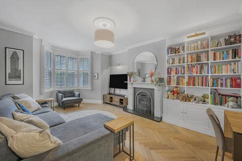 105a Petherton Road, London, N5 2QT