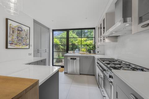 105a Petherton Road, London, N5 2QT