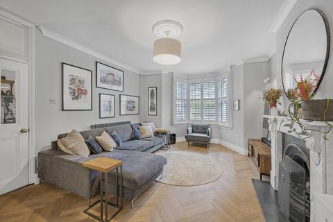 105a Petherton Road, London, N5 2QT