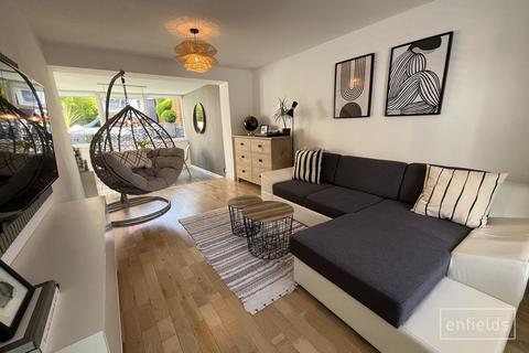undefined, Southampton SO18