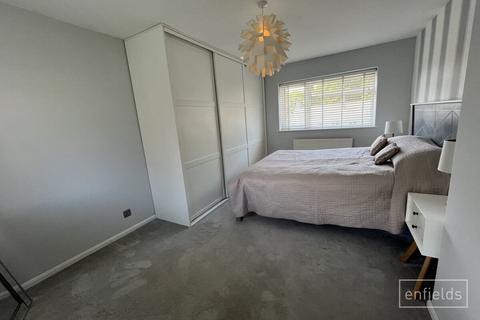 undefined, Southampton SO18