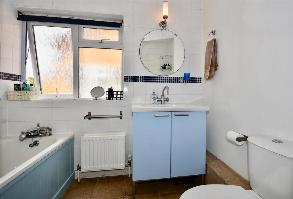 Family bathroom