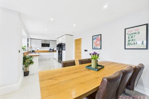 4 bedroom detached house for sale, Tudor Drive, Penley, Wrexham