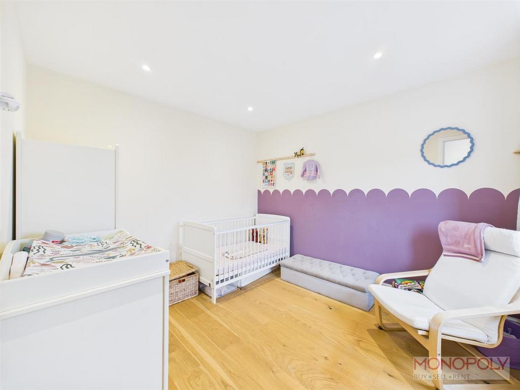 CAM04439 G0-PR0069-STILL019.jpg