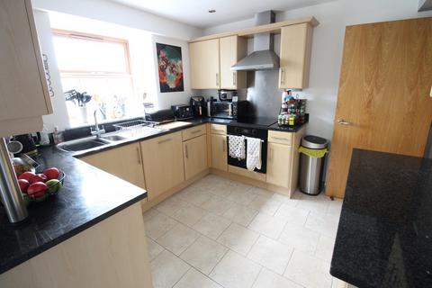 undefined, Canal Road, Riddlesden, Keighley, BD20