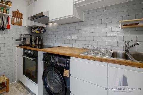 1 bedroom flat for sale, Chester Court, Trundleys Road, London, SE8