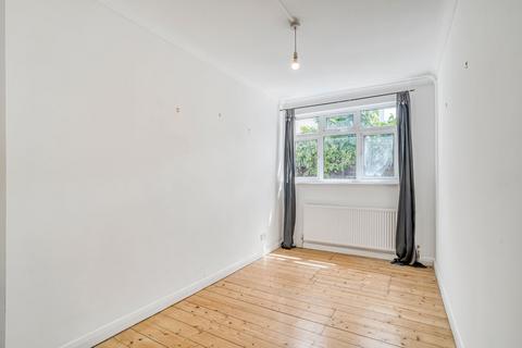 63 Swaffield Road, London, SW18 3AE