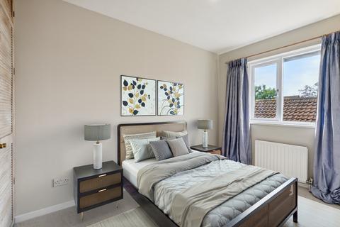 4 Pinkcoat Close, Feltham, TW13 7HL