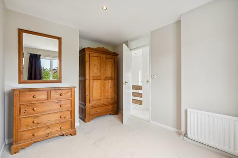 4 Pinkcoat Close, Feltham, TW13 7HL