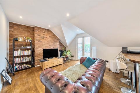 Flat 3, 20 Hanover Park, London, SE15 5HS