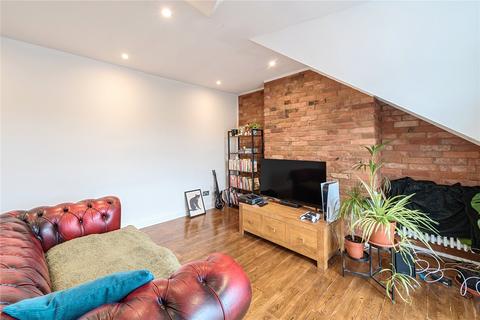Flat 3, 20 Hanover Park, London, SE15 5HS