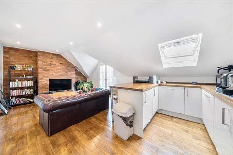 Flat 3, 20 Hanover Park, London, SE15 5HS