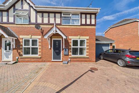 3 bedroom semi-detached house for sale, 3 Redwing Drive, Driffield, YO25 5HJ