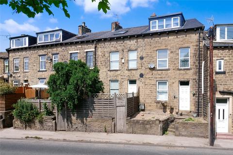 4 bedroom terraced house for sale, St. James Place, Shipley BD17