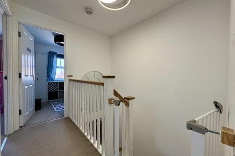 2 Rowan End, Southminster, CM0 7FT