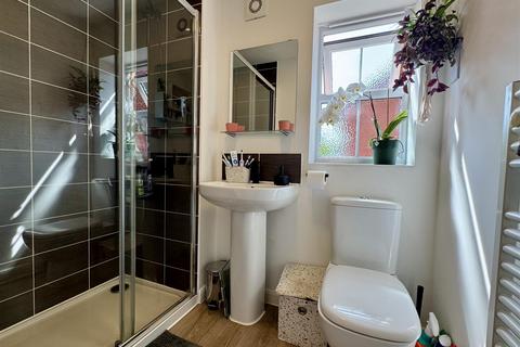 2 Rowan End, Southminster, CM0 7FT