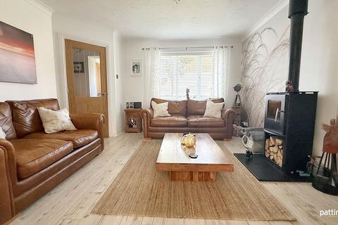 63 Coleridge Drive, Choppington, NE62 5HD