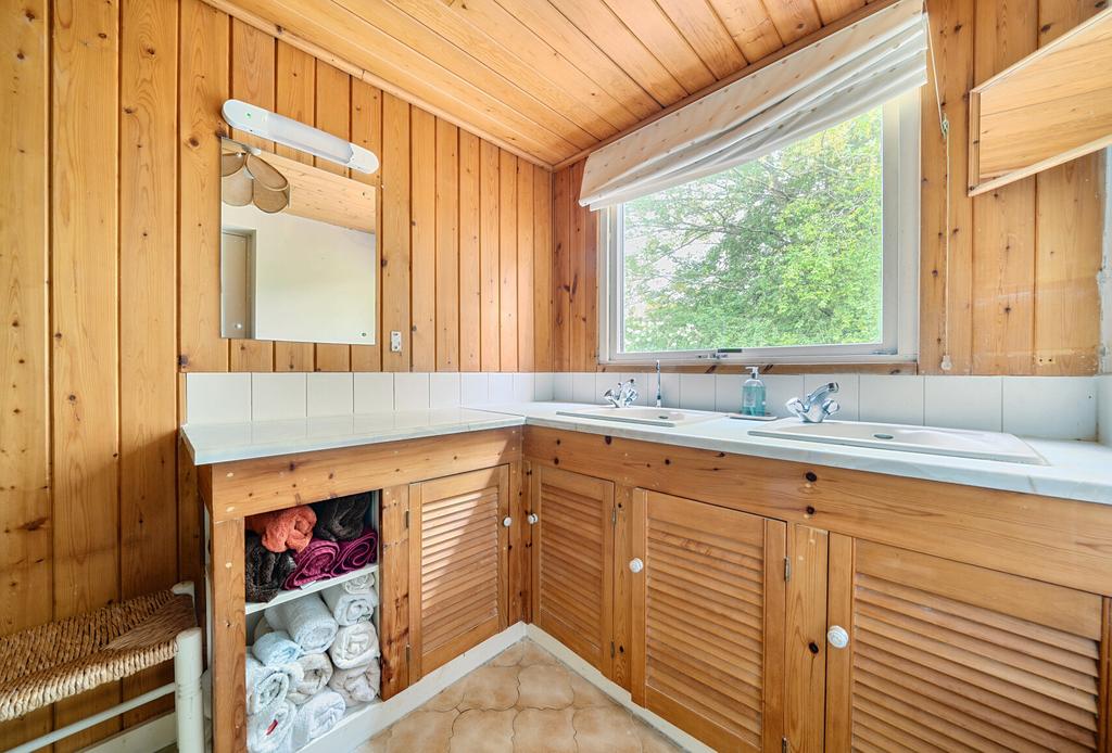 1304766-20-68470b...