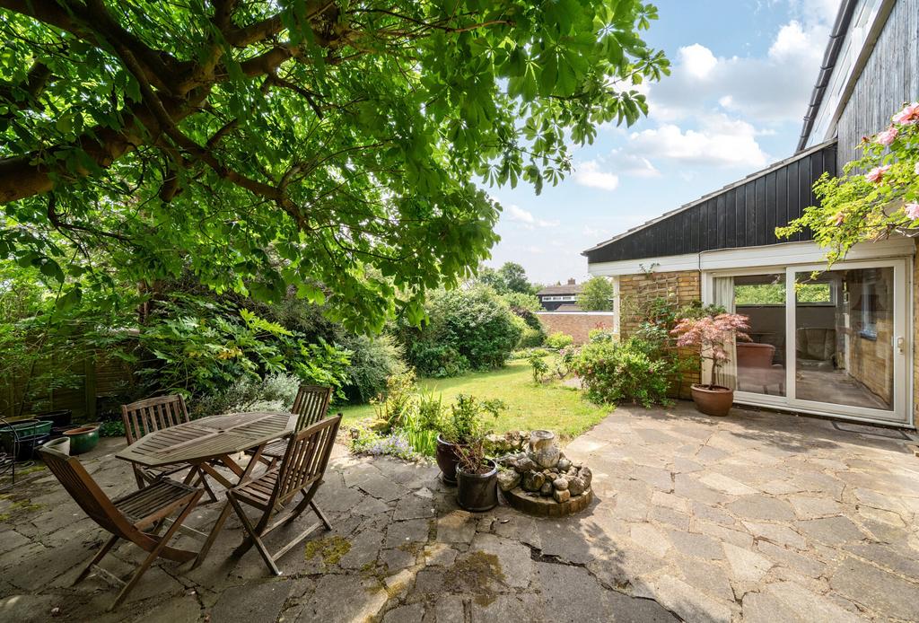 1304766-4-6846ecd...