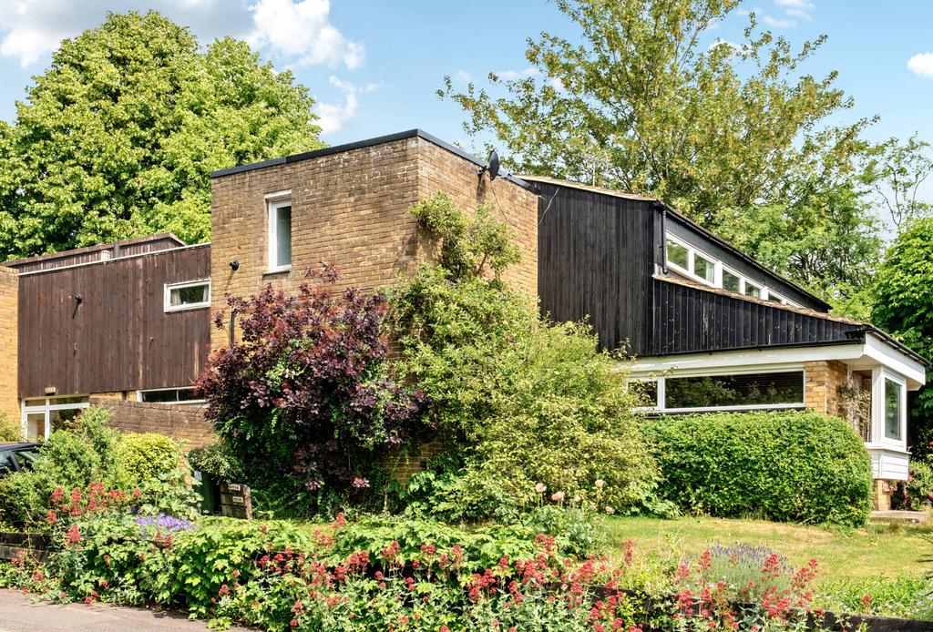 1304766-1-6846eb9...