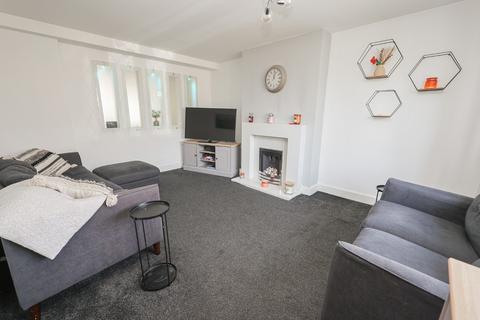 3 bedroom semi-detached house for sale, Constance Avenue, Lincoln, Lincolnshire, LN6