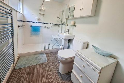 undefined, The Ryde, Hatfield, AL9