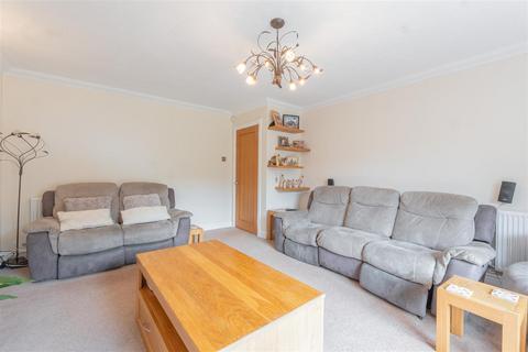 3b Bell Meadow, Pedmore, Stourbridge, DY9 0YY