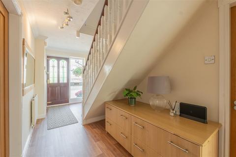 3b Bell Meadow, Pedmore, Stourbridge, DY9 0YY