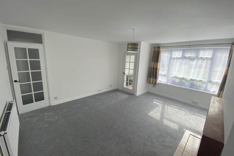 2 bedroom maisonette for sale, Fir Tree Court, Elstree