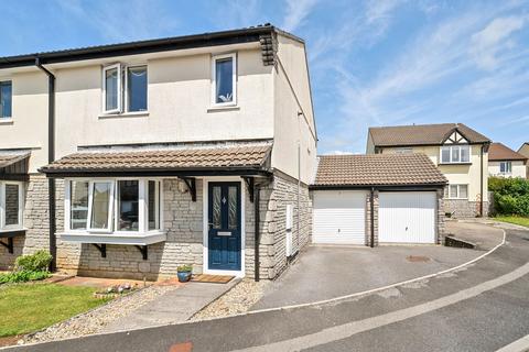 7 Amble Road, Callington, PL17 7QE