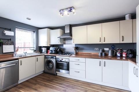 3 bedroom semi-detached house for sale, Great Mead, Yeovil