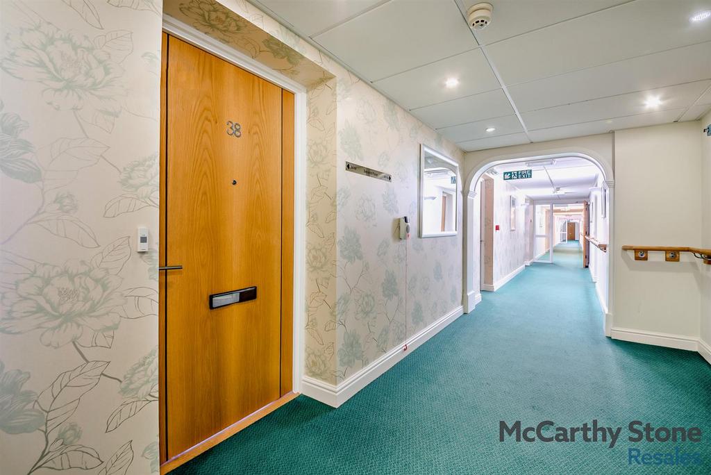 8648023-interior15-800.jpg