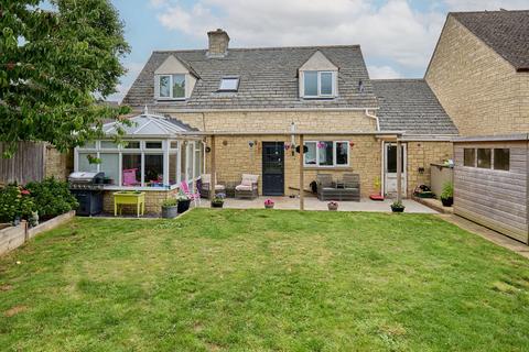 3 bedroom detached house for sale, Ralegh Crescent, Witney OX28