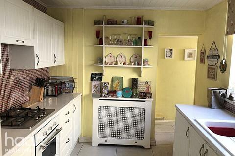 2 bedroom maisonette for sale, Claude Road Upton Park, London