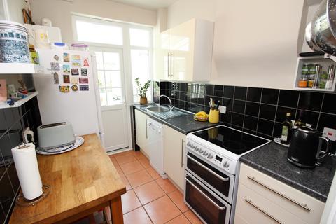 67 Bridgewood Road, Worcester Park, KT4 8XR