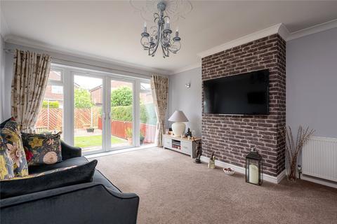 3 bedroom bungalow for sale, Red Hall Way, Leeds, LS14