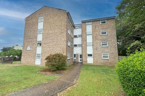 1 bedroom flat to rent, Holdbrook Way, Harold Wood