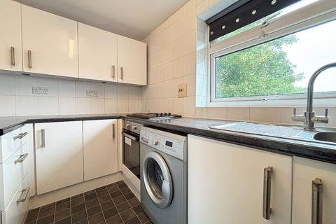 1 bedroom flat to rent, Holdbrook Way, Harold Wood